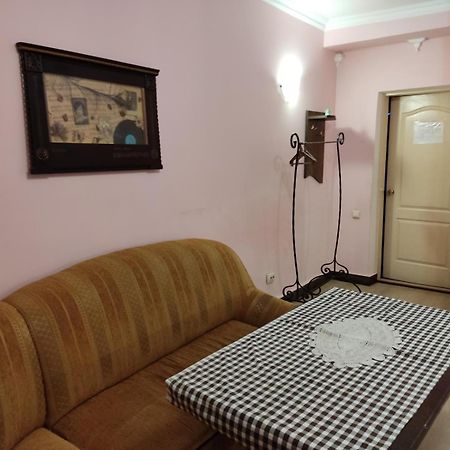 Готель-Маєток Lipiny Esterno foto